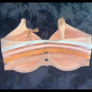 Victoria’s Secret t-shirt bra